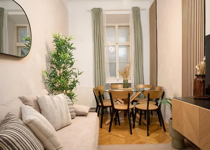 Designer Apartment, Central, Next To Danube