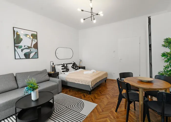 Appartamento Designer Apartment, Central, Next To Danube